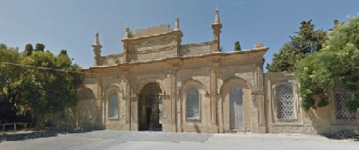 Il cimitero - portale monumentale